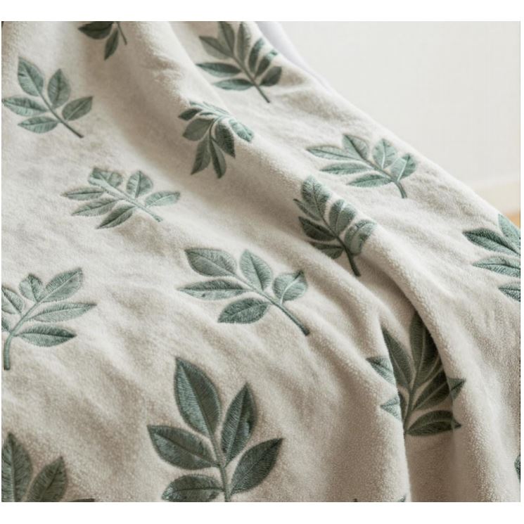 Leaf Carved Flannel Blanket